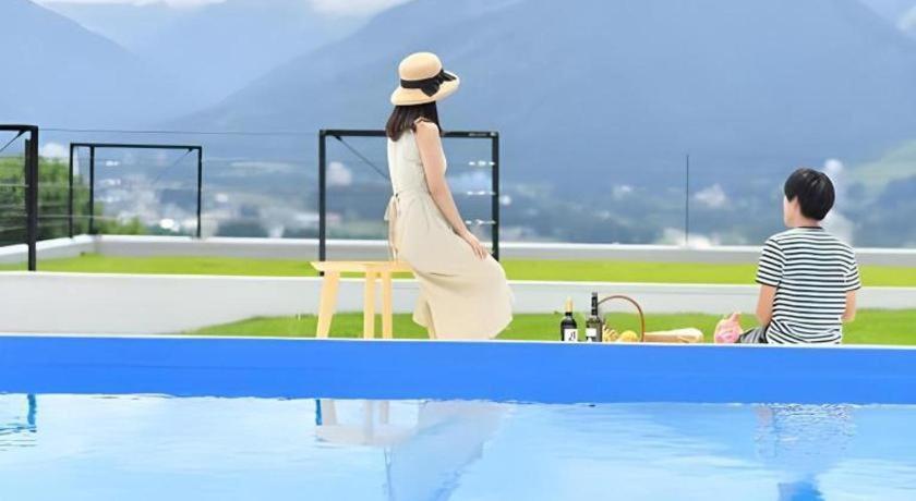 Sierra Yuzawa