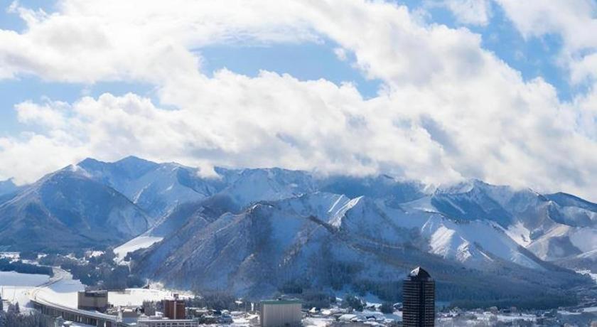 Sierra Yuzawa 3*